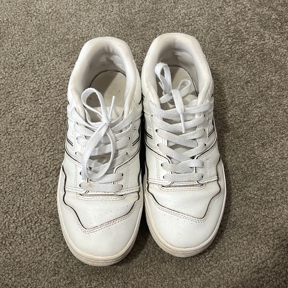 New Balance 550s Boys Grade School 5.0 (EU 37.5) I’m usually a woman 7-8. - Picture 3 of 8